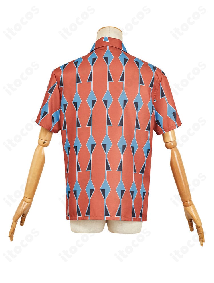 SAKAMOTO DAYS 南雲 コスプレシャツ背面。背中のシルエットとヨークライン、裾のカットを確認できる画像。