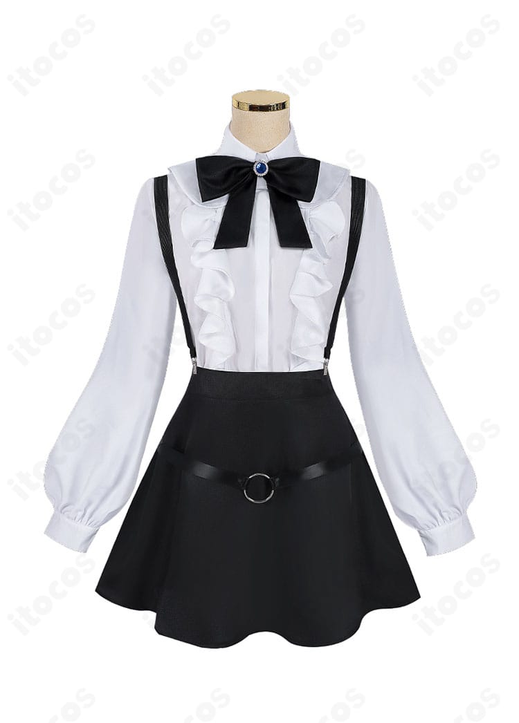 正面全体画像｜アリナ・クローバー コスプレ衣装のシルエットと発色を示す正面ビュー