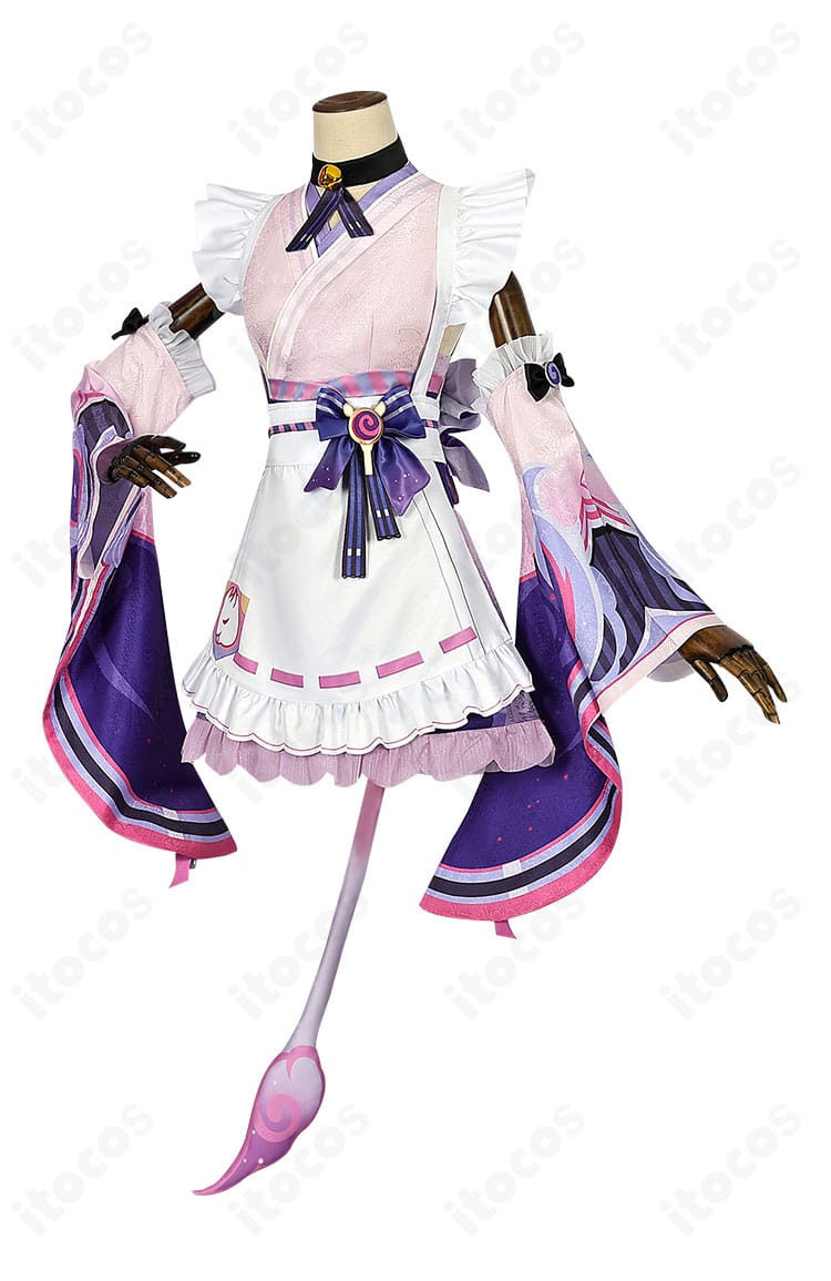 原神 夢見月瑞希 コスプレ衣装の側面。スカートのシルエットや腰飾りの立体感を捉えた画像。