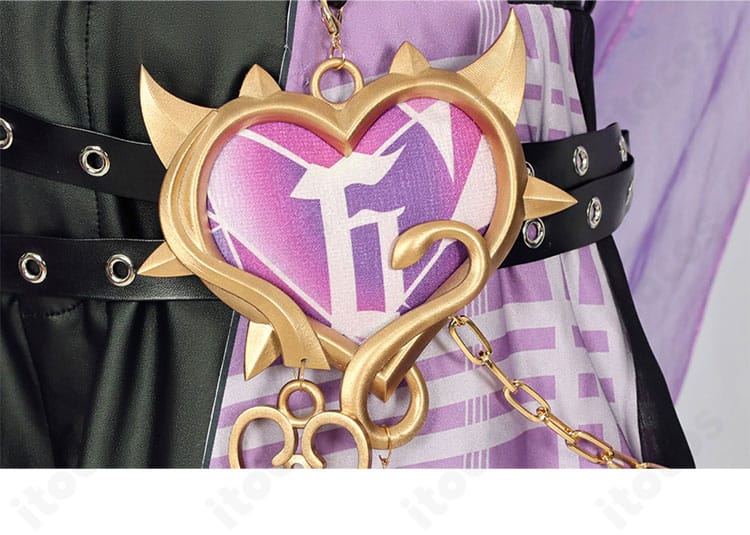 トレイシー・レズニック コス 腰飾りのディテール。鍵モチーフとベルト周りの質感を表現。