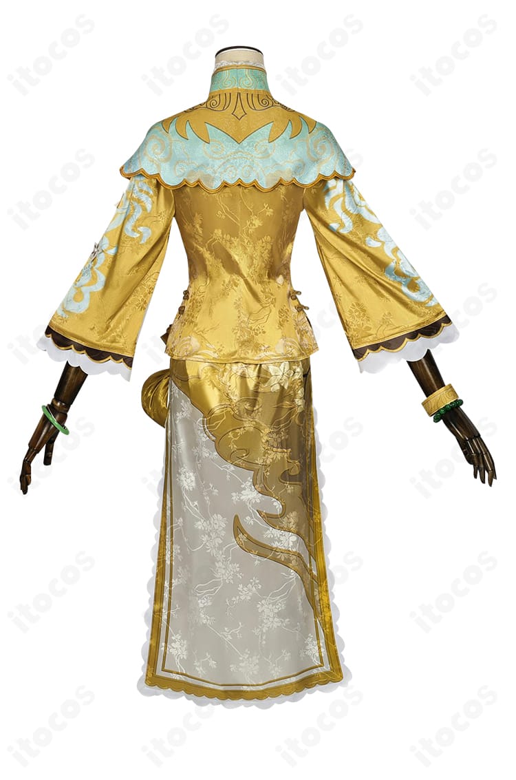 背面全体図。ストールの流れと背面開閉部の処理、リボンや装飾の配置を確認できる後ろ姿。