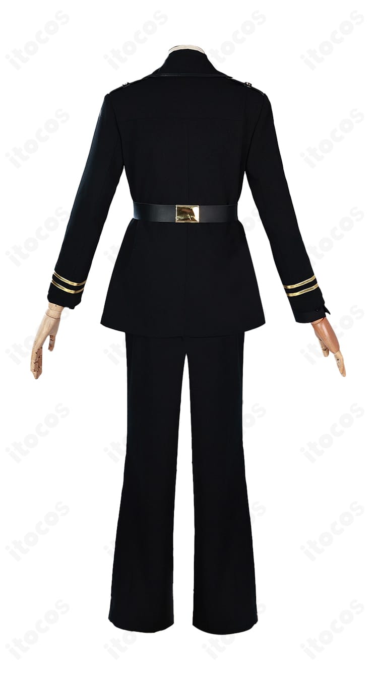 シンエイ・ノウゼン（アンダーテイカー）コスプレ衣装の背面。シルエット維持のための切り替えラインと装飾配置が確認できる写真