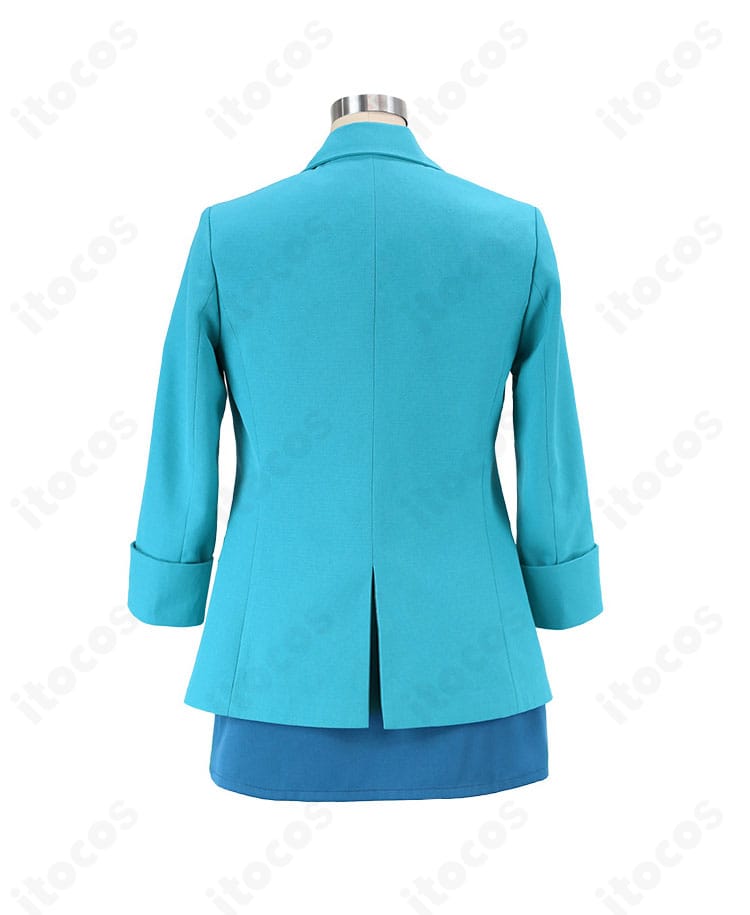 デリシャスパーティ♡プリキュア 芙羽ここね 私服（春）の背面。コートのラインと裾の広がり、ウエスト位置のバランスが見える。