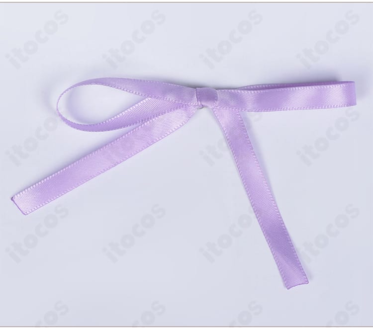 髪飾りの近接画像。和泉緋那のキャラクター性を引き立てる色味と形状を再現。