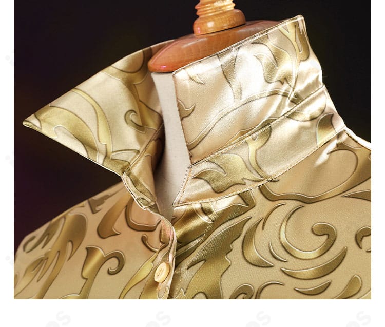 第五人格 空軍（マーサ）菖蒲 コスプレ衣装の襟元ディテール。襟章とスカーフの重なりを強調。