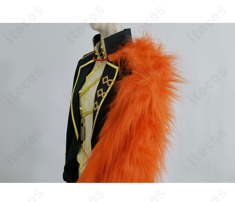 アクセサリー詳細：サンチョ衣装に付属する装飾パーツの質感と留め方