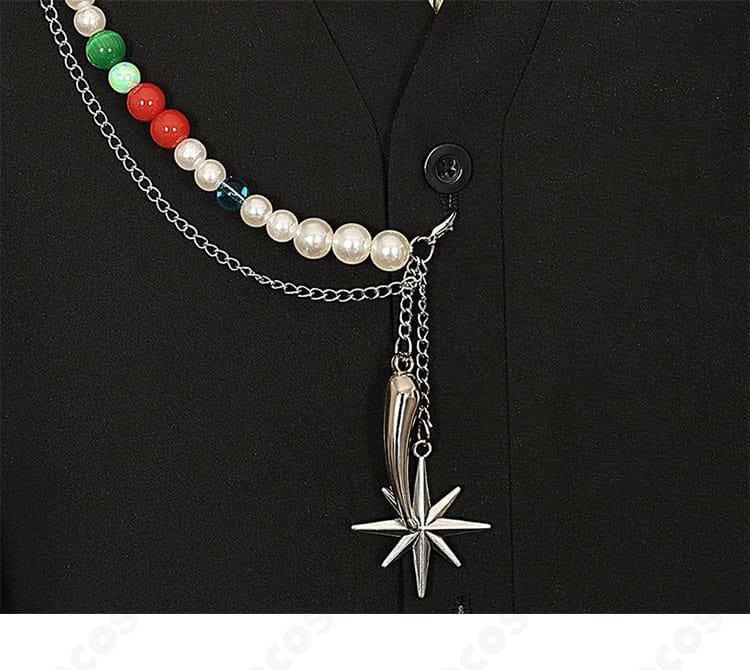 アークナイツ ソーンズ 引星コスプレ衣装の門襟ディテール。ステッチとエッジの硬質感が映える仕上がり。