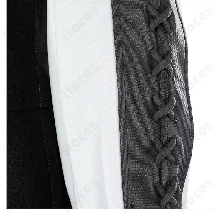 インナーシャツの袖ディテール。肘周りの可動性を確保した設計