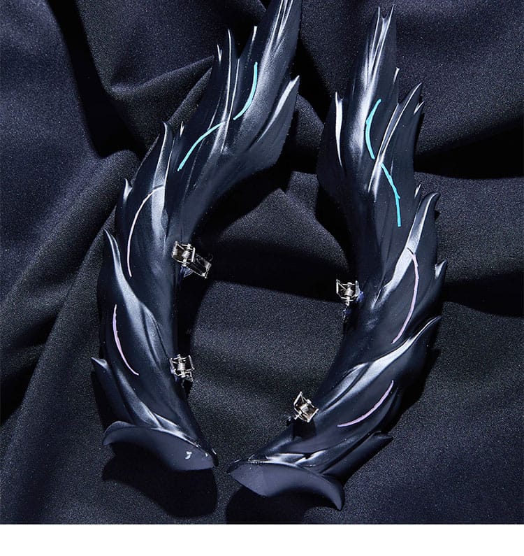 Raidiain ヘッドピースの装飾ディテール。髪飾りの造形と固定部位を確認できる画像。