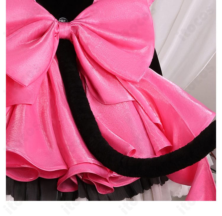 背面の蝶結びと尾の接続部アップ。リボンのボリューム感と取り付け角度が分かる画像。