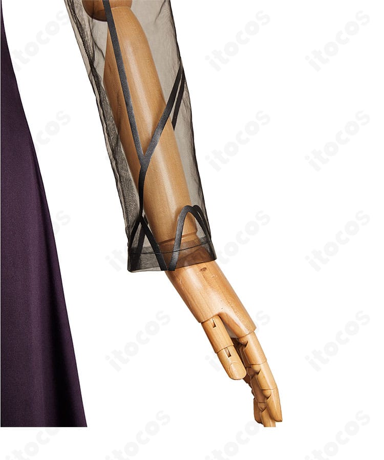 SAKAMOTO DAYS 大佛 黒いドレス コスプレ衣装 袖口装飾ディテール。丁寧な縫製と装飾パーツの仕上げ