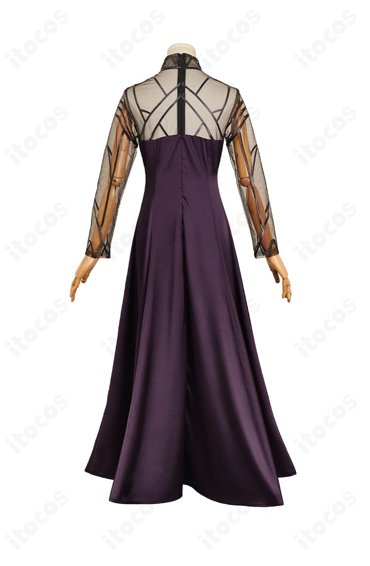 SAKAMOTO DAYS 大佛 黒いドレス コスプレ衣装 背面ビュー。ベールの透け感と裾の広がり、背面開閉の自然さを再現