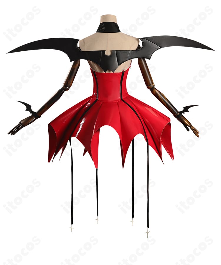 しゅごキャラ！ 歌唄 コスプレ衣装の背面。デビルウィングの広がりと背中のデザインを詳細に撮影