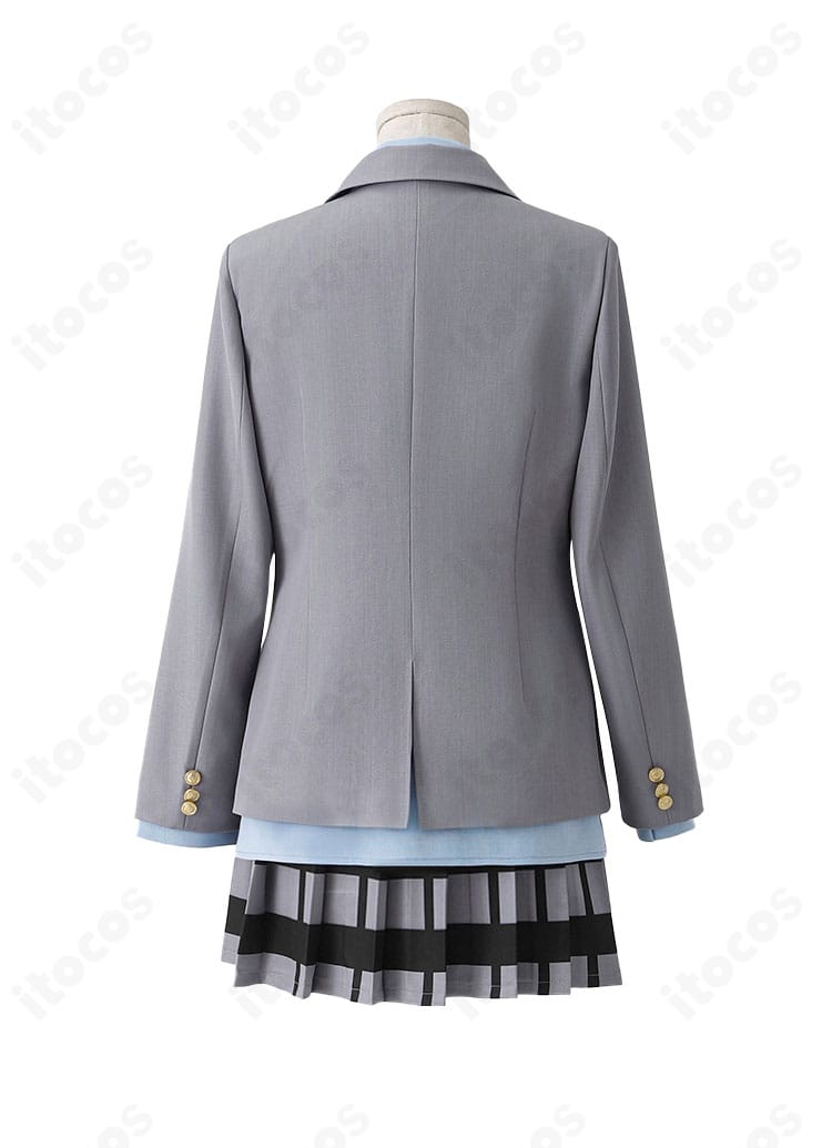 四月は君の嘘 宮園かをり 制服コスプレの背面ビュー。ブレザーの背中心や裾のラインまで丁寧に再現。