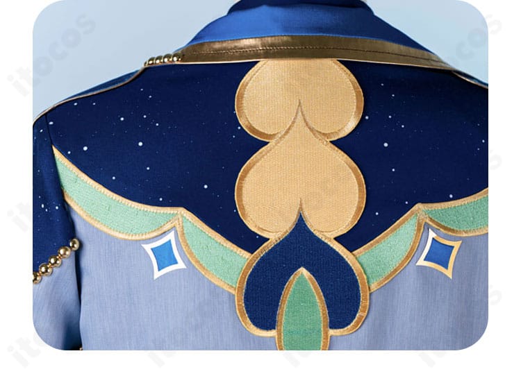 青葉つむぎ コスプレ衣装の背面ディテール。肩飾りと切替ラインまで作り込み。