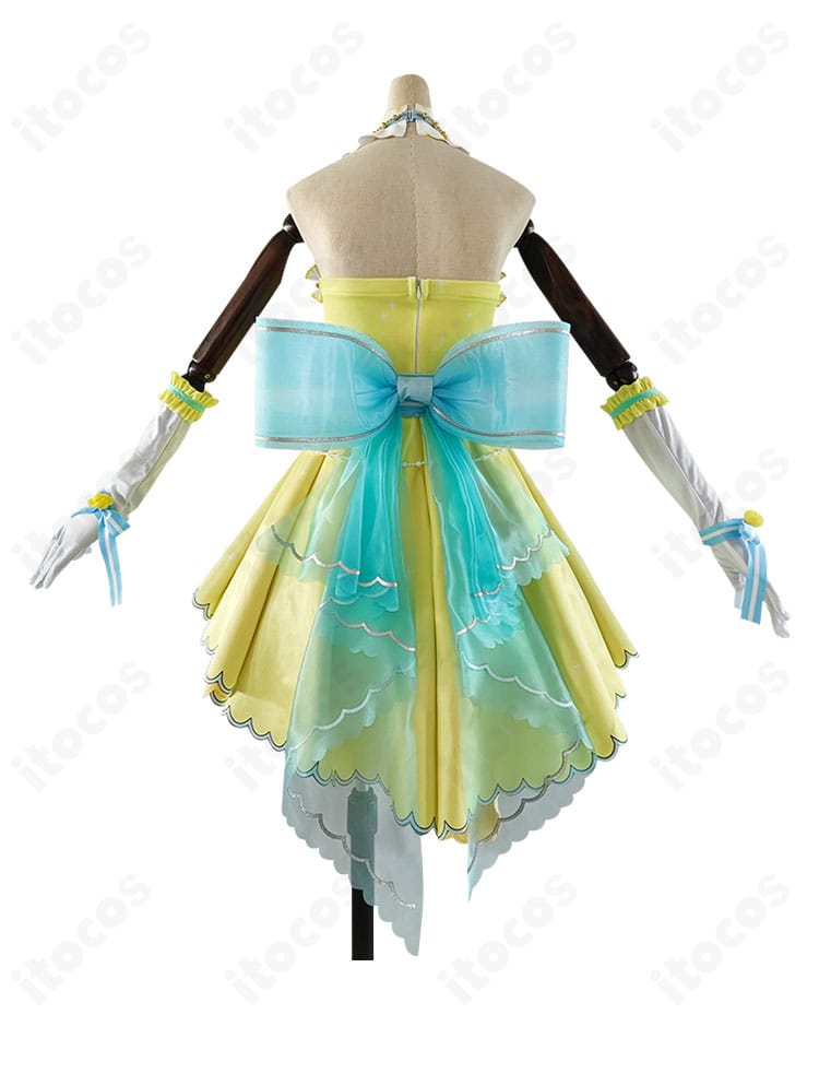 ラブライブ！スクフェス 星空凛 コスプレ衣装 背面ディテール。背開き仕様とリボン、腰飾りの造形を詳細撮影。