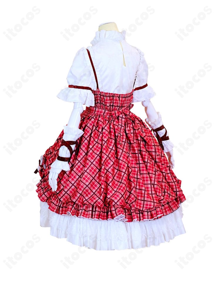 背面全身：日奈森あむ ドレスのバックスタイル。後ろ開き構造と裾蝶結び、フリル段差の重なりまで再現した仕立て。