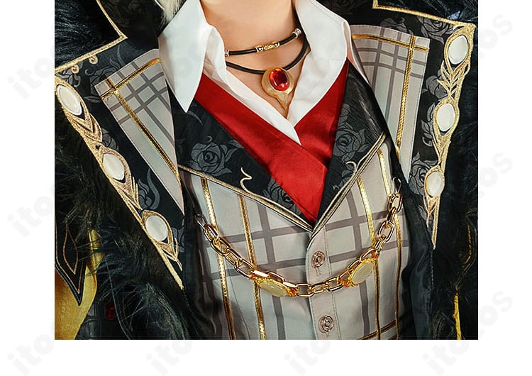 ノートン・キャンベル 梟徒のネックレス装飾アップ。繊細なモチーフと金具の質感を表現。