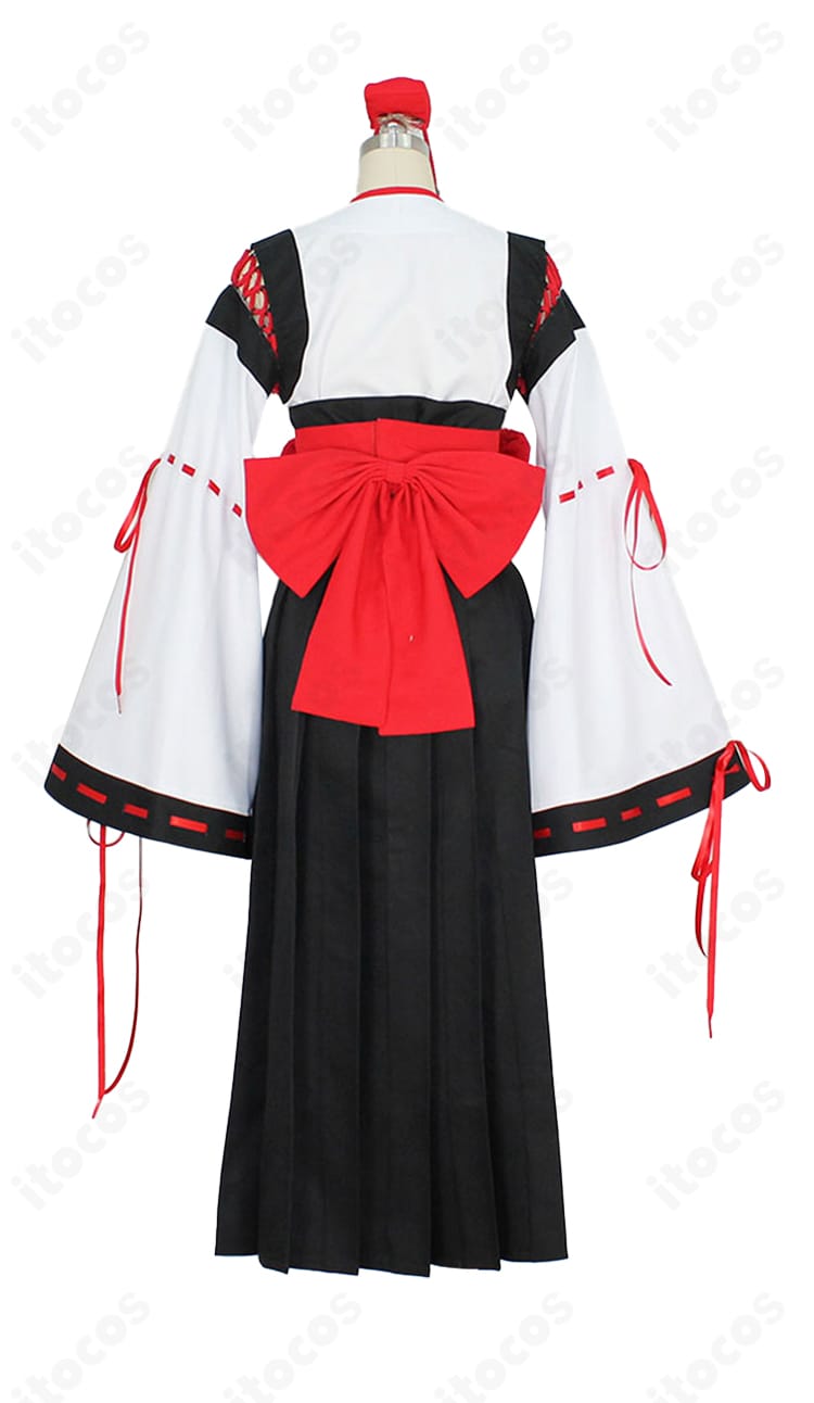 射命丸文 コスプレ衣装の背面ディテール。バックシルエットまで丁寧に作り込み、撮影でも崩れにくい設計。