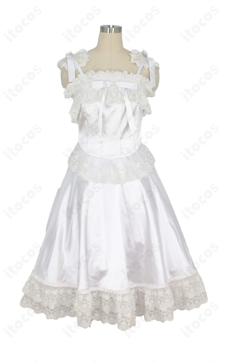 スカート装飾のクローズアップ。刺繍と縁取りの仕上げが確認できるディテール写真。