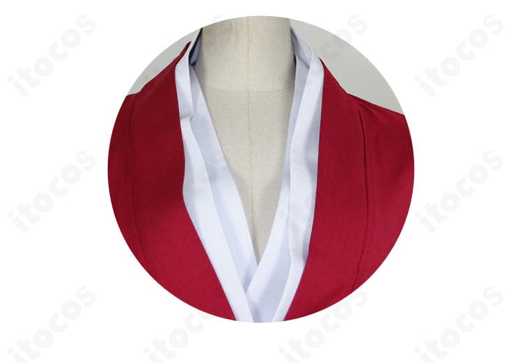 襟元装飾と合わせの細部。重なりの角度や縫製の精度が分かる拡大画像