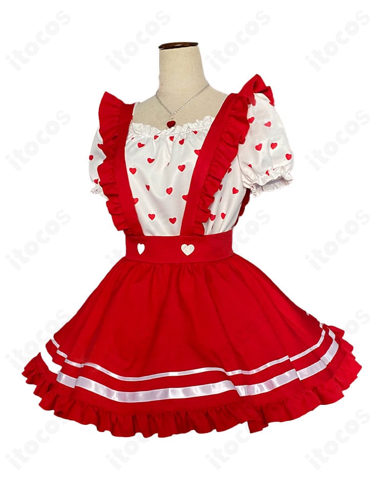 アイカツ！ 星宮いちご Girly REDコスプレの左側面。袖とスカートのディテール、シルエットを確認。