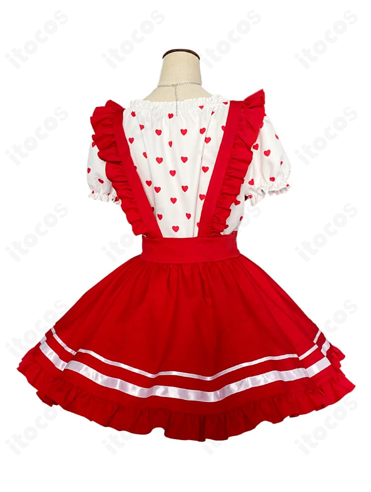 アイカツ！ 星宮いちご Girly REDコスプレの背面。後ろ姿のラインとスカートの広がりを表示。