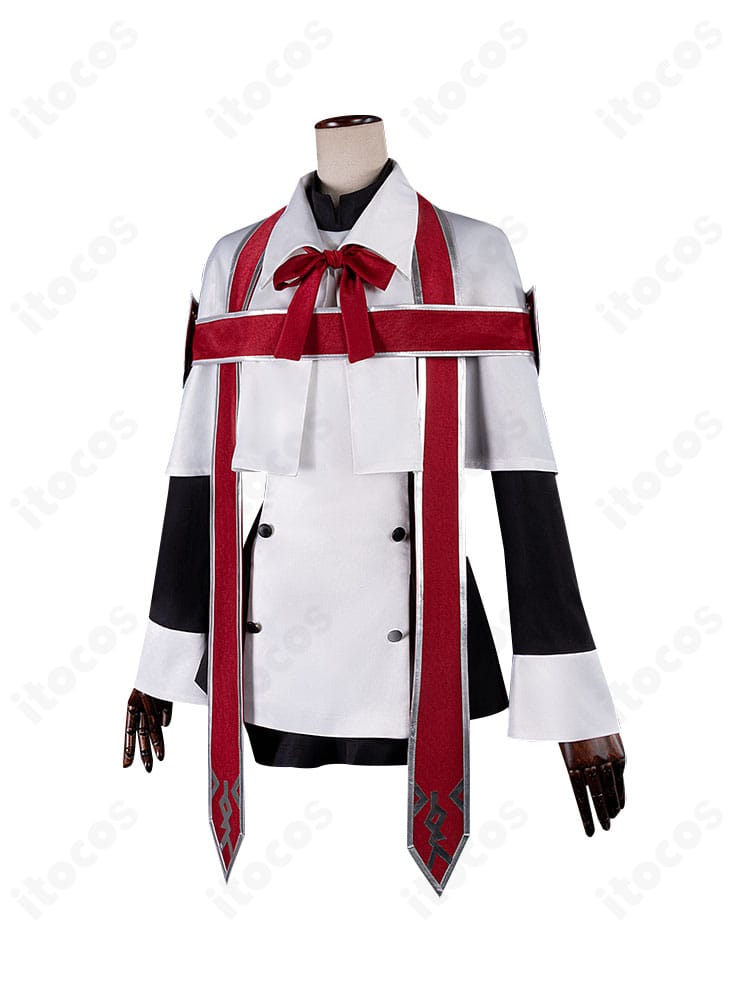 黒執事 シエル・ファントムハイヴ 聖歌隊コスプレ衣装の正面図。マントとトップス、ショートパンツのシルエットが分かる。