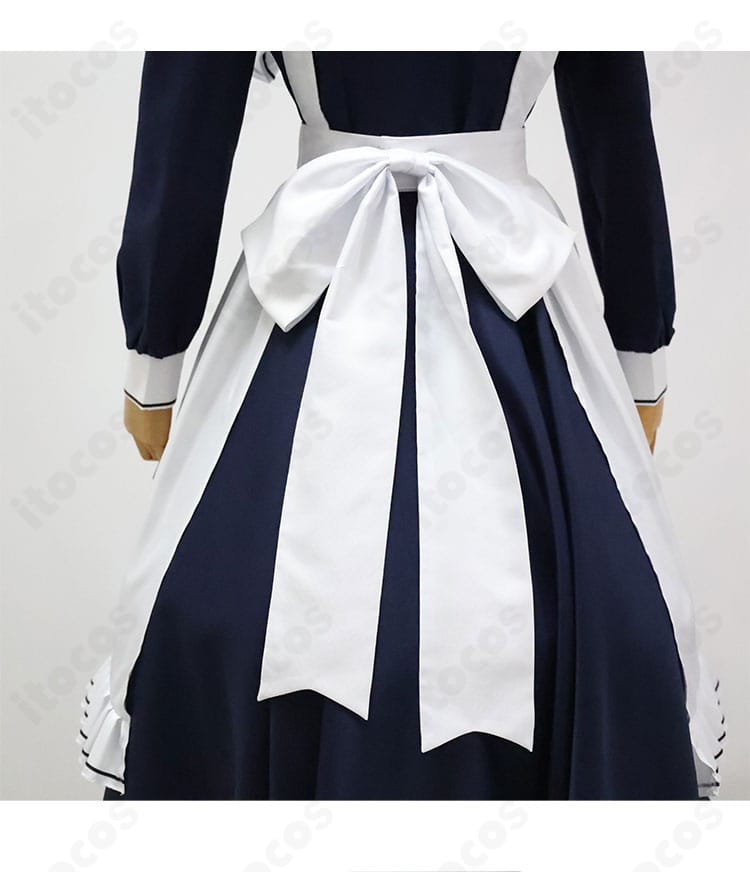 エプロン背面のリボン結びディテール・シルエットを整える結び位置の確認カット