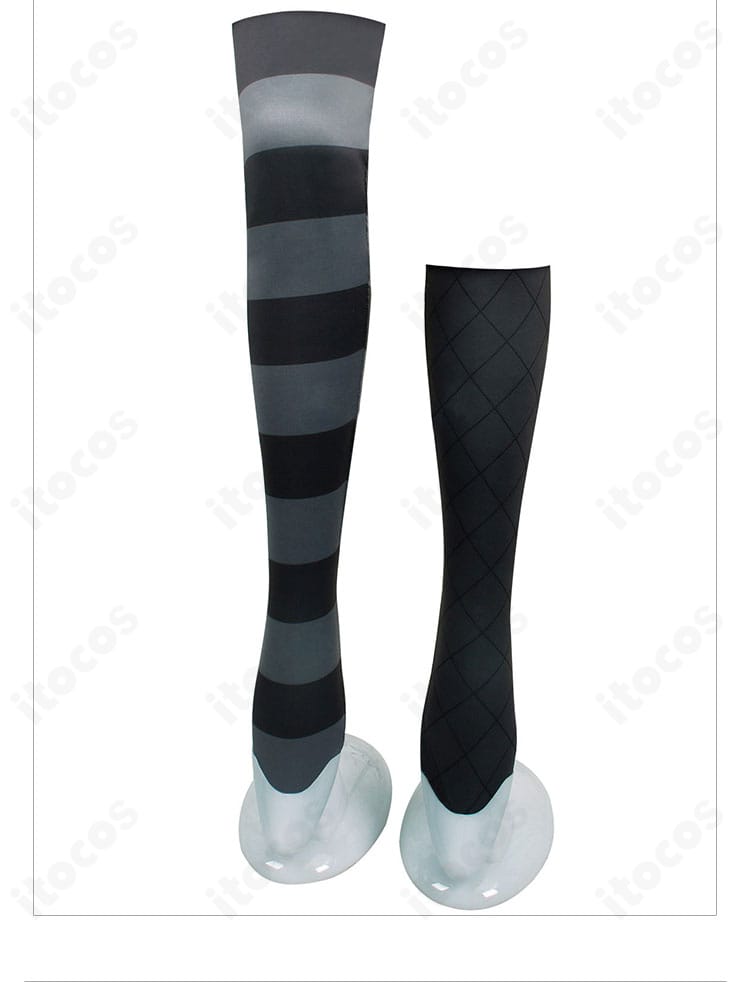 シオリ・ノヴェラ初期衣装の脚飾り。スカートとのカラーバランスと調和を表現