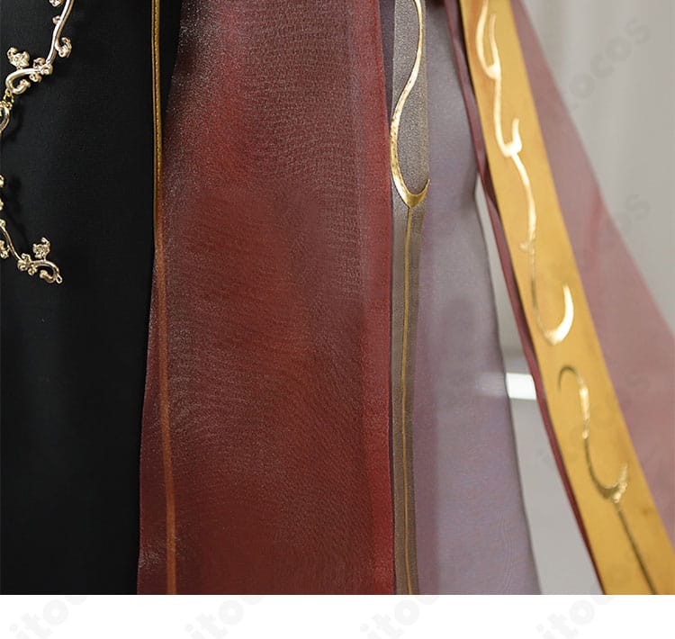 無期迷途 ヤオ『燃える神舞』コスプレ衣装の胸元・装飾ディテール。高密度の意匠と快適性を両立した作り