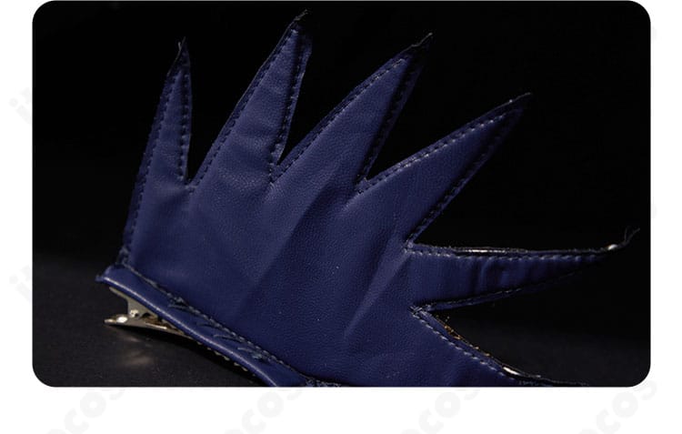 髪飾りなどアクセサリーの詳細写真。質感と形状が分かるクローズアップ。