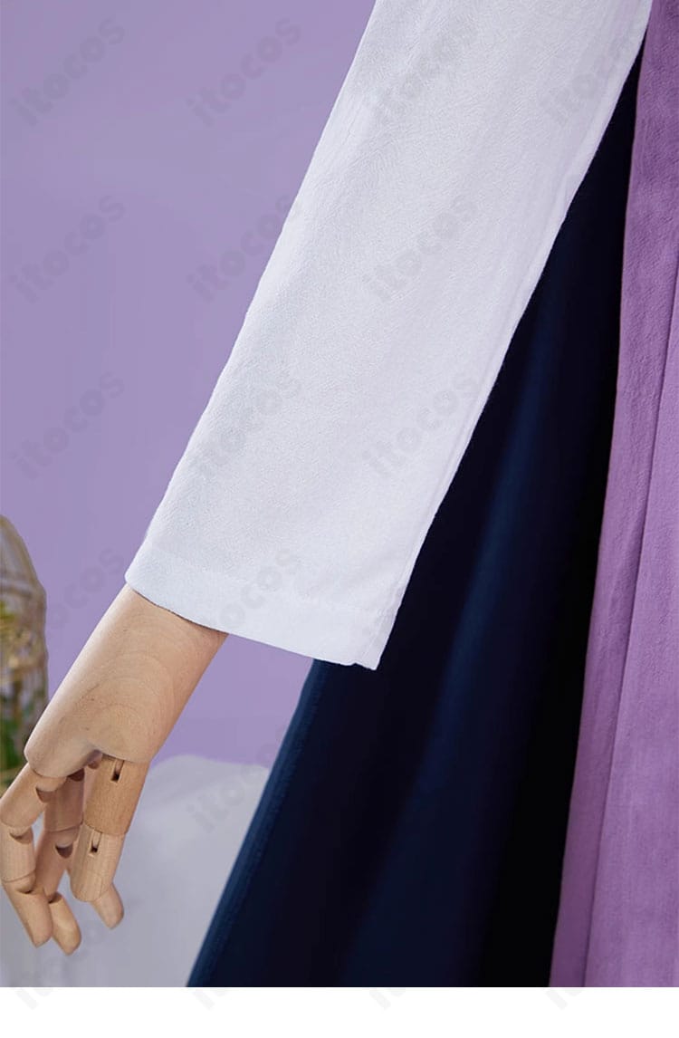 ゼルダ姫コスプレ衣装の袖口装飾。エレガントな袖デザインと装飾の質感を強調。