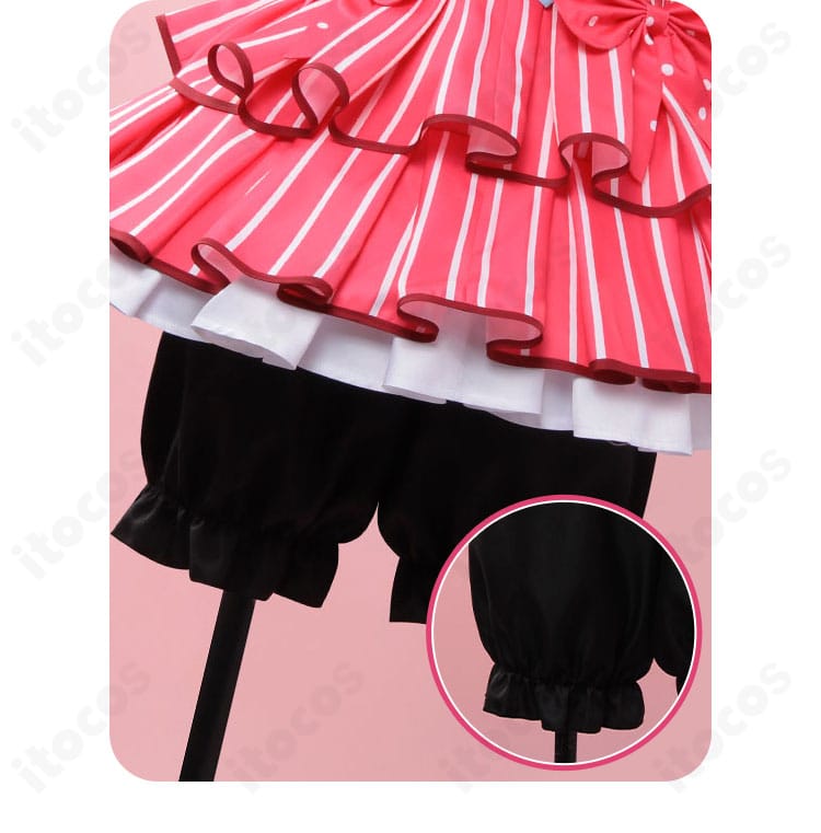 ショートパンツ部分のディテール。縫い目の整いと上品な装飾感を示す。