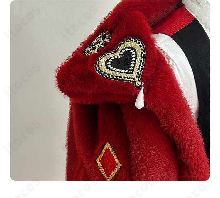 リドル・ローズハート衣装の衣領ディテール。縁取りとステッチワークが確認できる画像