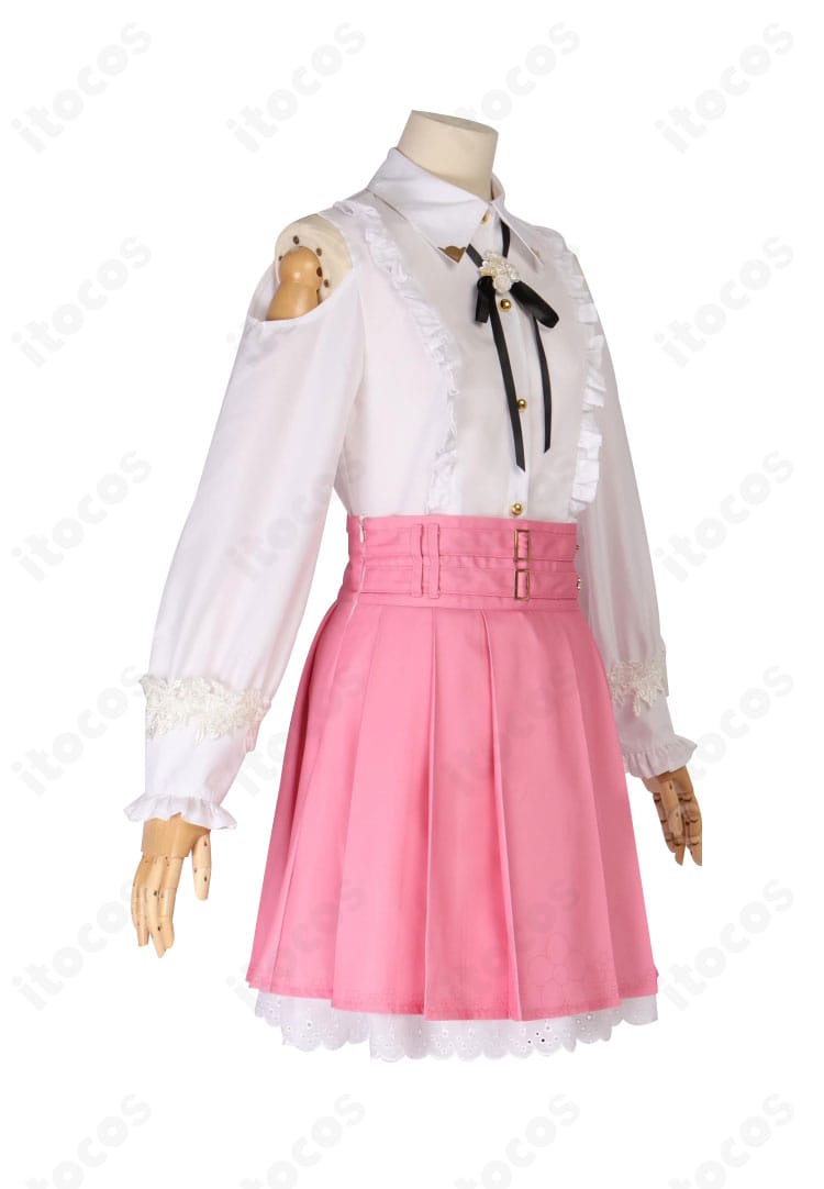 森カリオペ コスプレ インナーシャツ右側アップ。丁寧な縫製とステッチワークを確認