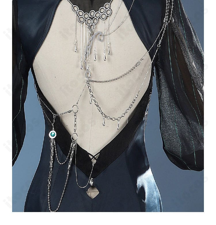 イェレナ コスプレ衣装の背面装飾ディテール。リボン＆レースの再現度と構造が分かる。