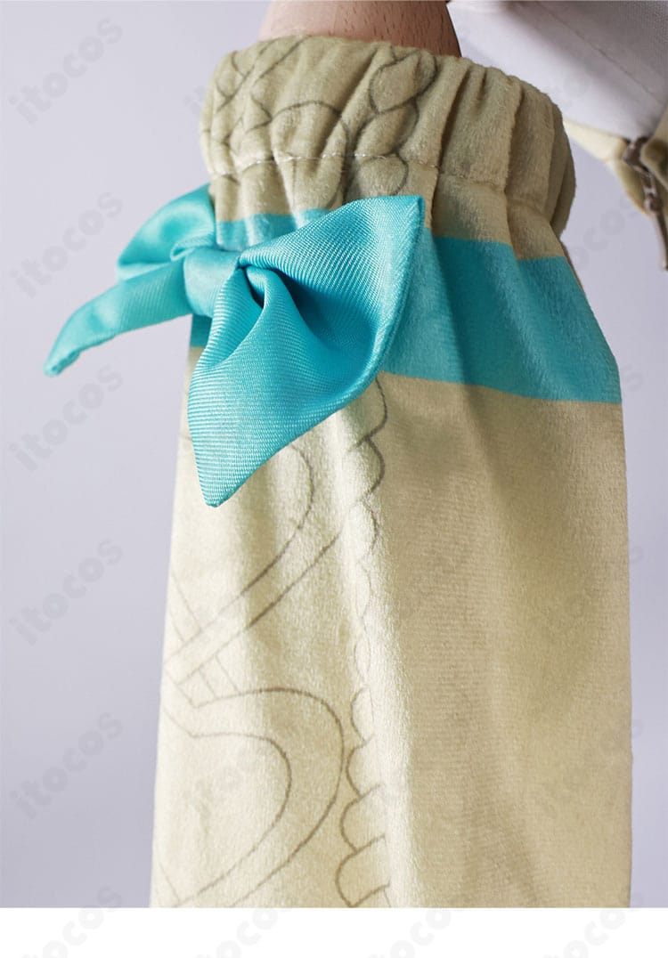 ヴァレサ 通常服 右袖ディテール。袖口の縫製と配色ラインが撮影映えする質感で表現