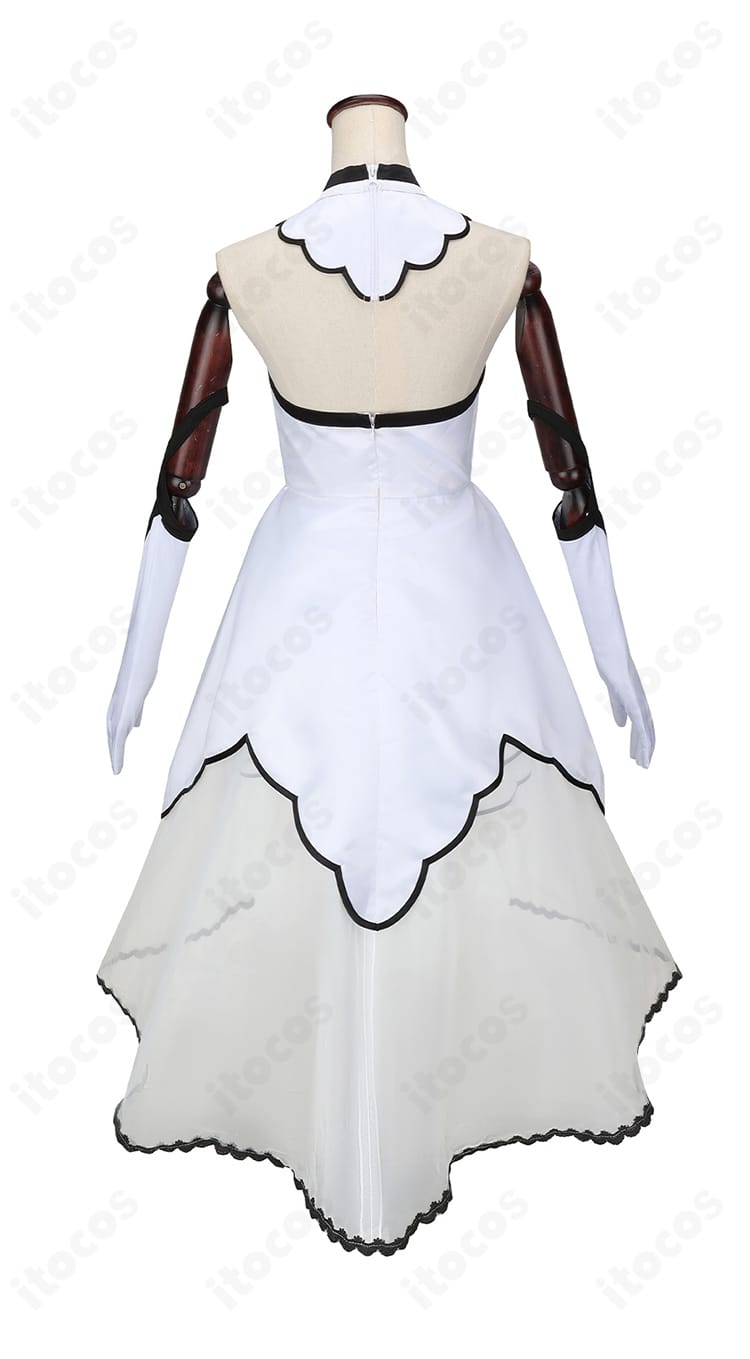 FGO アルクェイド 通常ver衣装の背面ビュー。背中のラインとファスナー位置を確認可能。