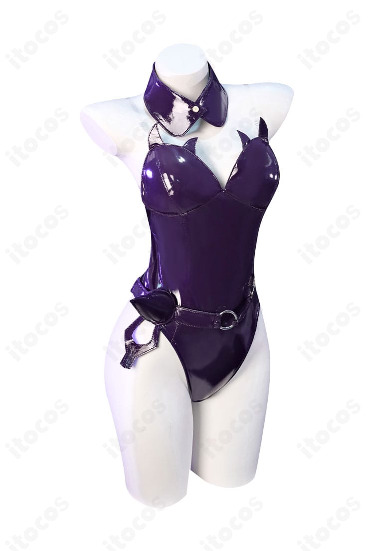 邪桒ナヅミ バニーガール衣装の側面ビュー。ウエストから腰飾りへのラインが強調されたスタイル写真。