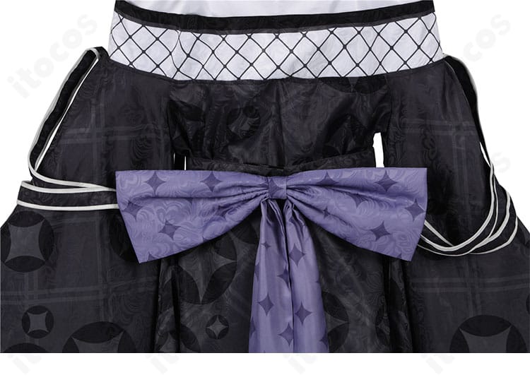 背面リボン装飾のアップ。可愛らしさと高級感を両立する意匠を強調。