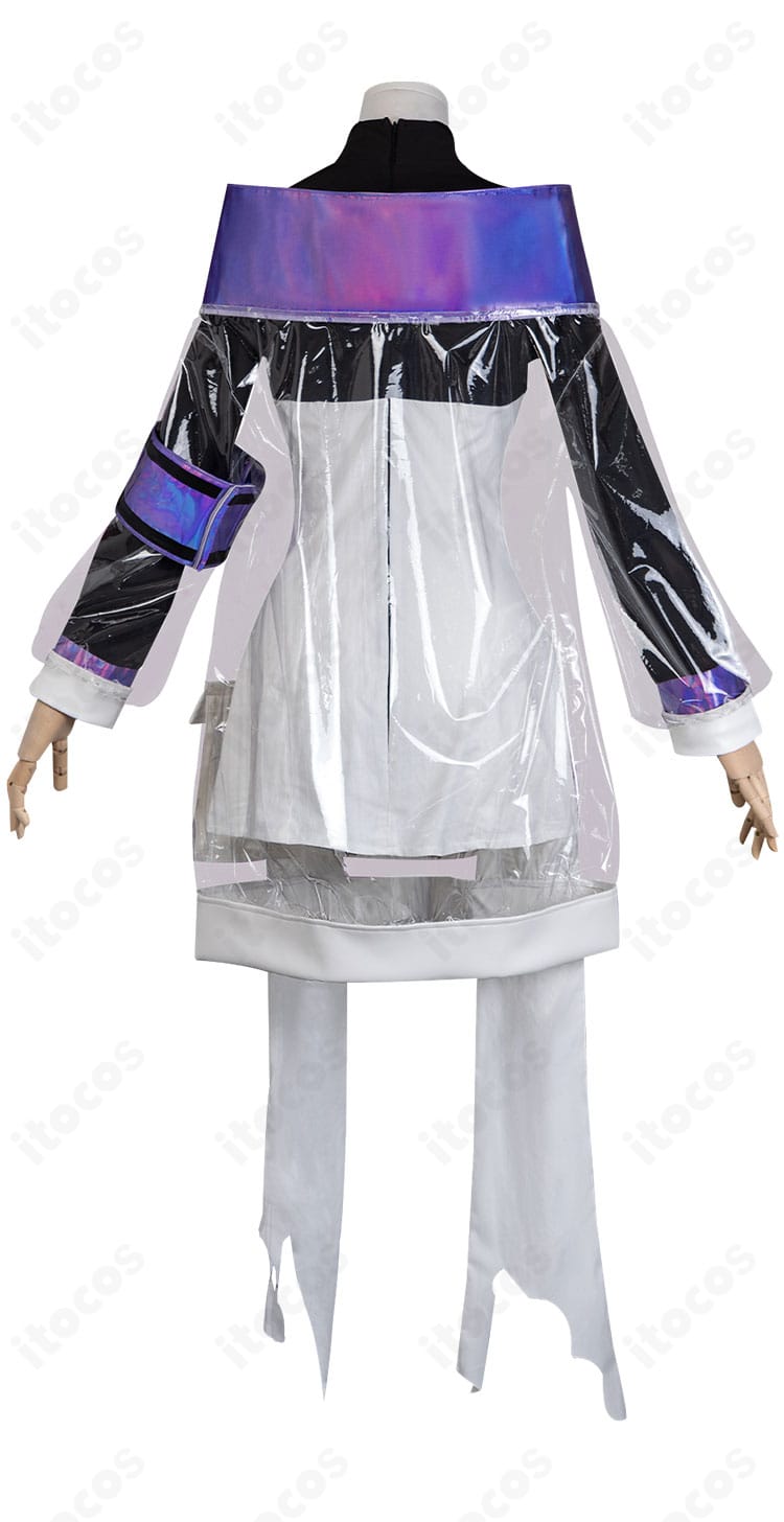 アークナイツ エブラナ・ダブリン コスプレ衣装の背面全身。背面装飾やシルエットのバランスを確認できる画像。