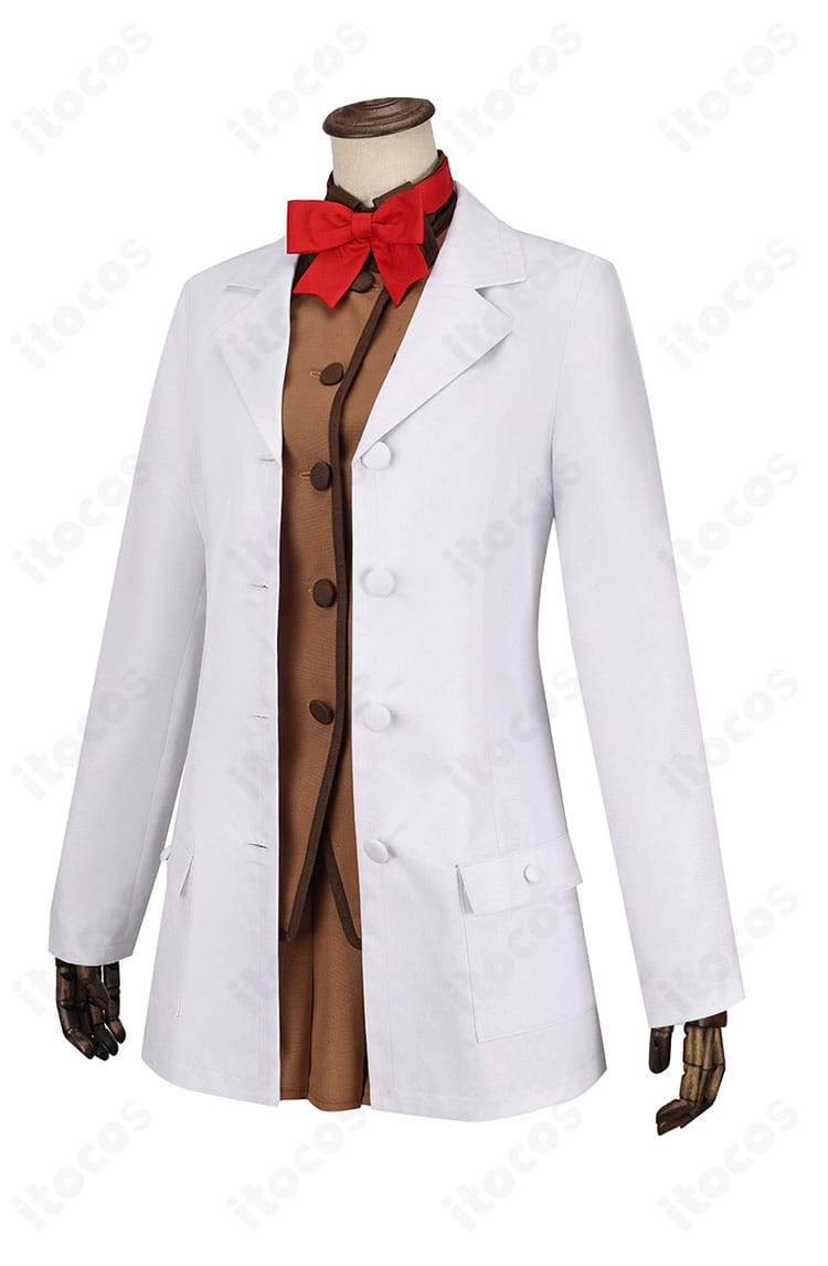 間桐桜 制服コスプレの側面。袖口ステッチとウエストのラインが分かる角度。