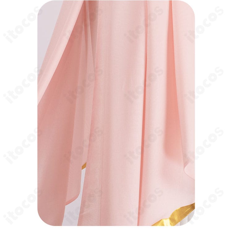 裾装飾の拡大。ヘムの仕上げと装飾ラインの通し方を確認できる