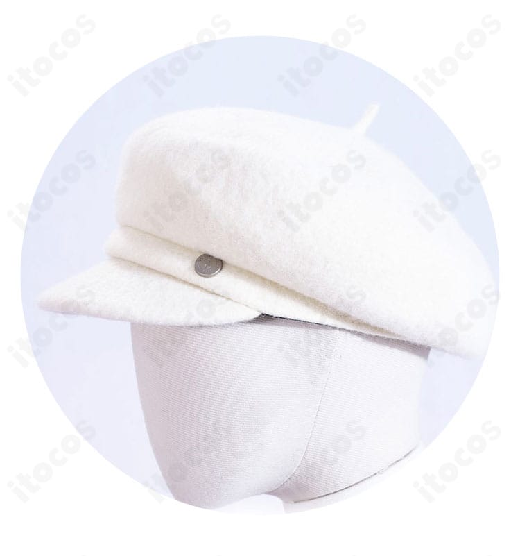 C.C. 私服コスプレ衣装の帽子装飾アップ。コーデのアクセントになるエレガントな小物。