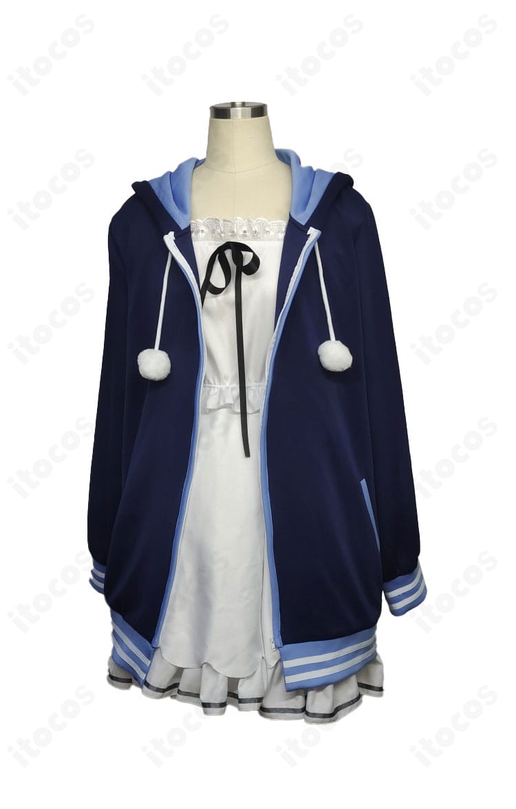 錦あすみ 私服コート衣装の正面。コートとワンピース、胸元リボンの配色とシルエットが分かる全身写真。