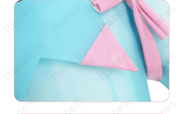 キリコ衣装のヘッドアクセ（衣帽）装飾詳細。固定方法と形状を説明