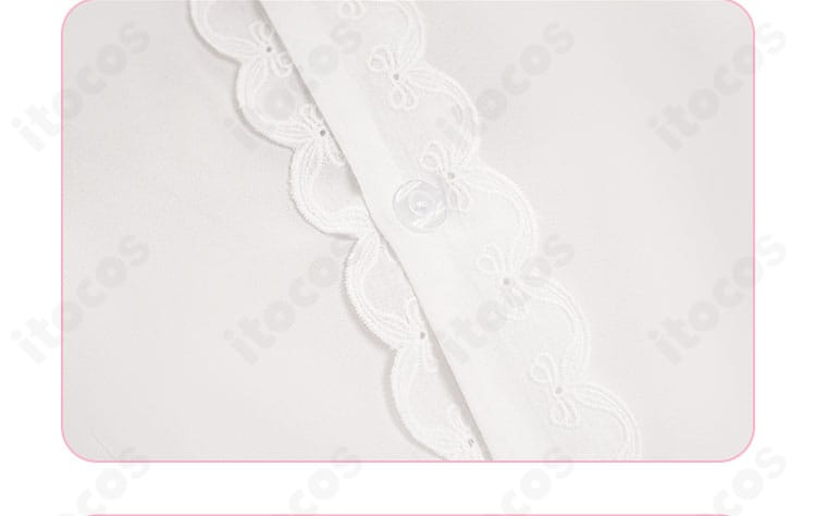 キリコ衣装のインナー襟元ディテール。形状と配色の再現度を強調