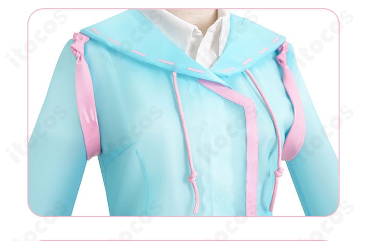 キリコ衣装の襟元ディテール。配色切り替えと縫製ラインの仕上がりをクローズアップ