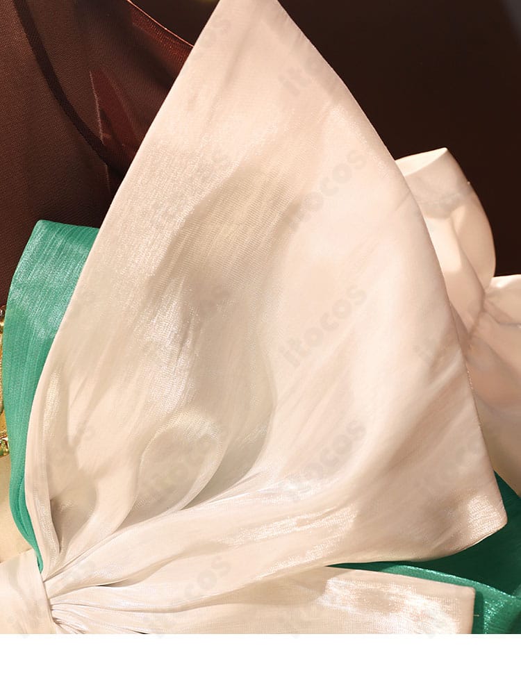 玉藻の前 太陽の神話礼装コスプレ衣装 背部の大きな蝶結び装飾の近接ディテール